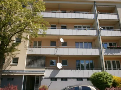Helle Familienwohnung mit Loggia | 86,9 m² | 3 Zimmer + große Küche | 1220 Wien – Bild 3