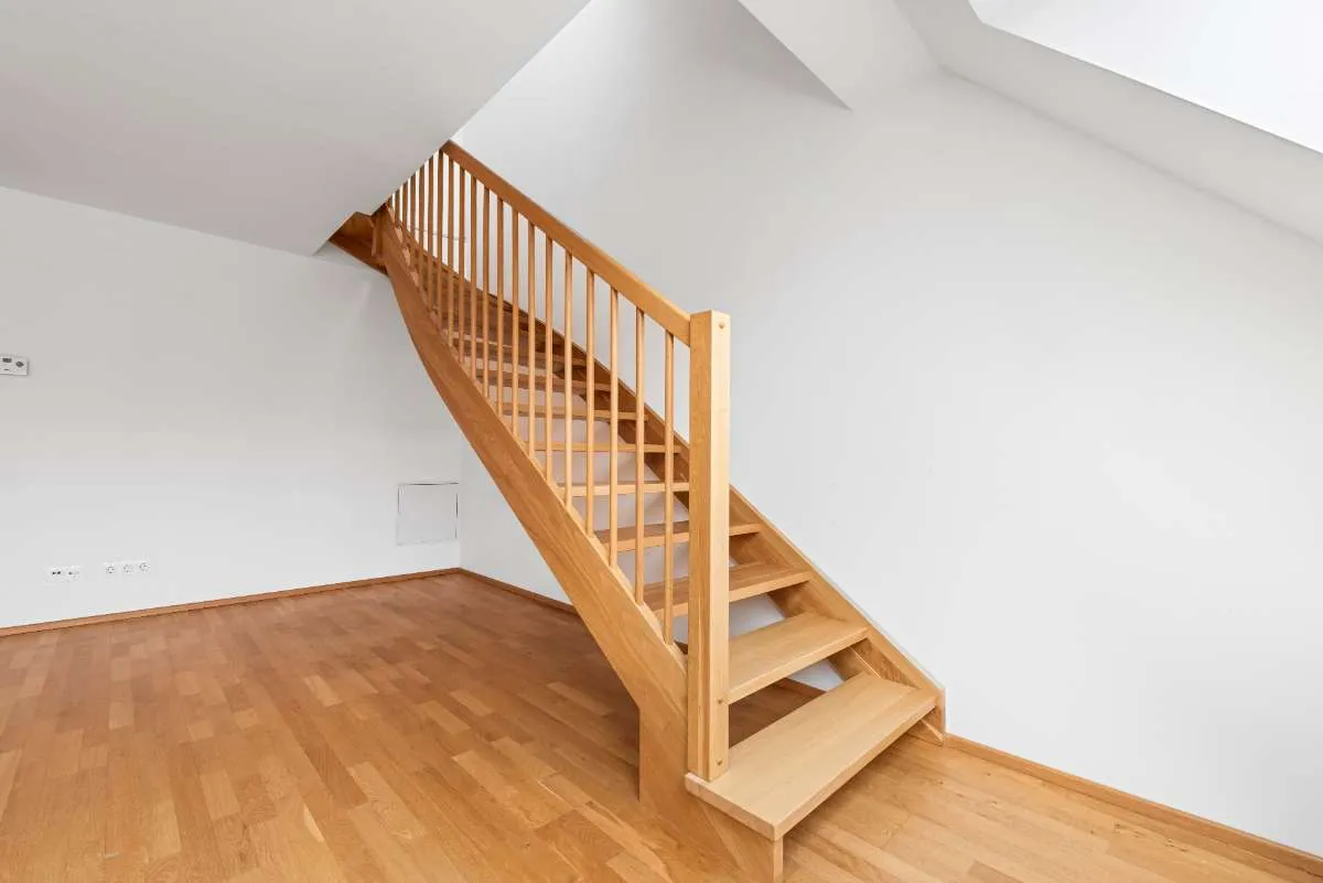 Dachgeschoßwohnung im Herzen der Stadt - Ansicht 3