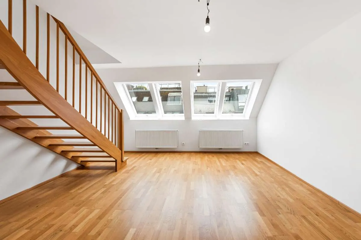 Dachgeschoßwohnung im Herzen der Stadt - Ansicht 2
