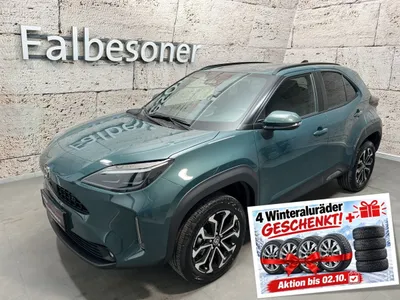 Toyota Yaris Cross 1,5 Hybrid AWD-i Active Drive + Saf...