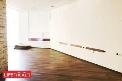 Gewerbeimmobilie kaufen in Linz Land – 61 m², € 119.000