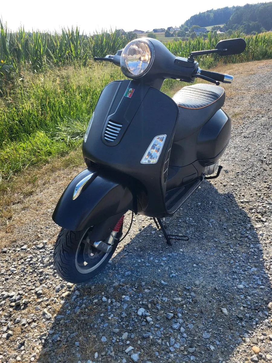 Vespa GTS