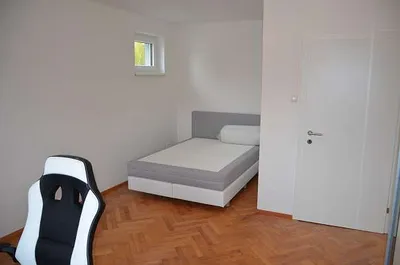 1-Zimmer-Wohnung mieten in Melk – 15 m², € 370 – Bild 5 von 5