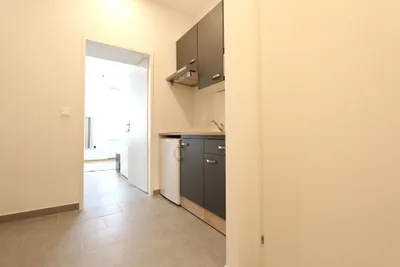 Kurzzeitvermietung! Ruhig gelegene, gemütliche 1-Zimmer-Wohnung! – Bild 2