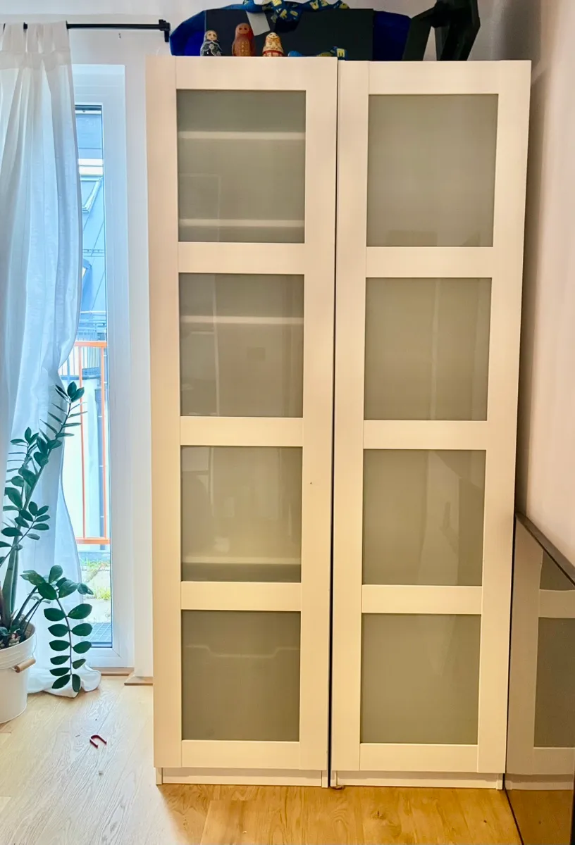 IKEA Pax Kleiderschrank 2 Stk. 50x201 inkl. Türen und Inneneinrichtung, € 55,- (1120 Wien)