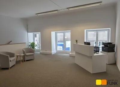 Gewerbeimmobilie mieten in Wien – 160 m², € 2.342