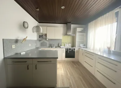 5-Zimmer-Haus kaufen in Wiener Neustadt – 250 m², € 495.000 – Bild 4 von 14