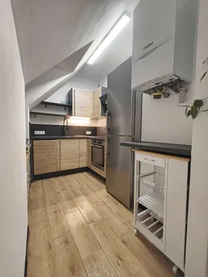 Voll-möblierte Dachgeschoss Wohnung mit Garagenplatz zu vermieten – Bild 3