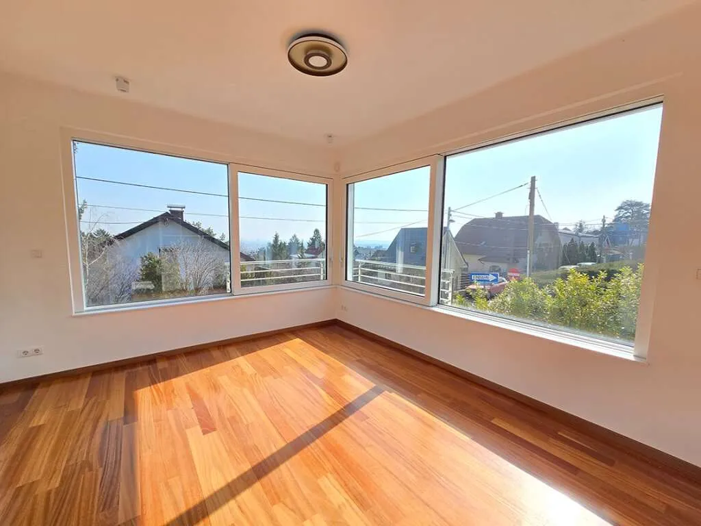 *** TRAUMHAUS AM HEUBERG *** BLICK ÜBER WIEN *** 2 -GETRENNT BEGEHARE- EINHEITEN *** TOP AUSSTATTUNG *** – pohled 2