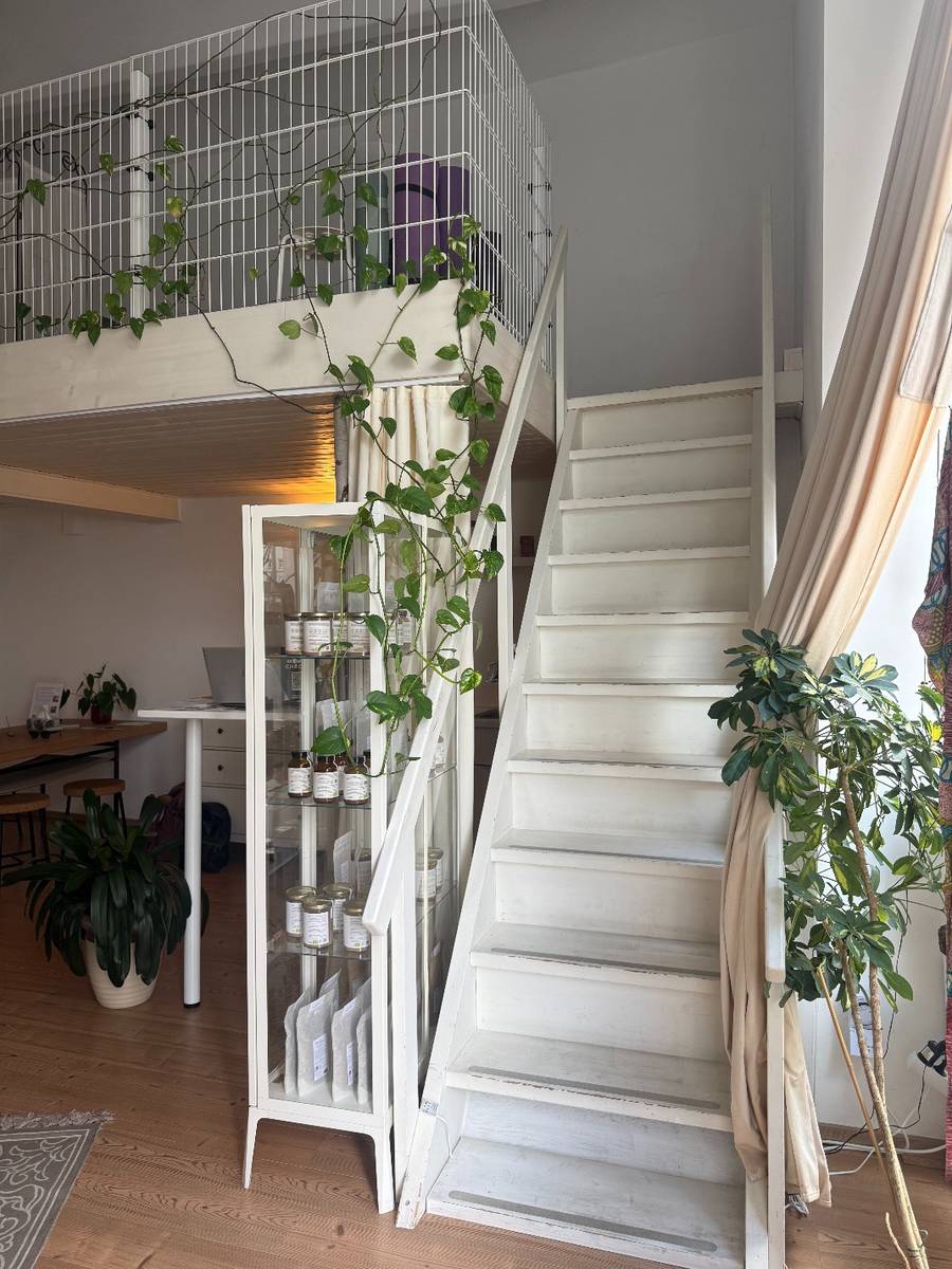 Einzigartige Gelegenheit: Wunderschönes, voll ausgestattetes Boutique Yoga Studio abzugeben (Schlüsselfertig) – pohled 2