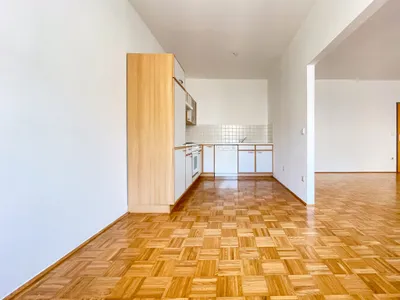 2-Zimmer-Gewerbeimmobilie kaufen in Linz – 82,51 m², € 294.000 – Bild 10 von 17