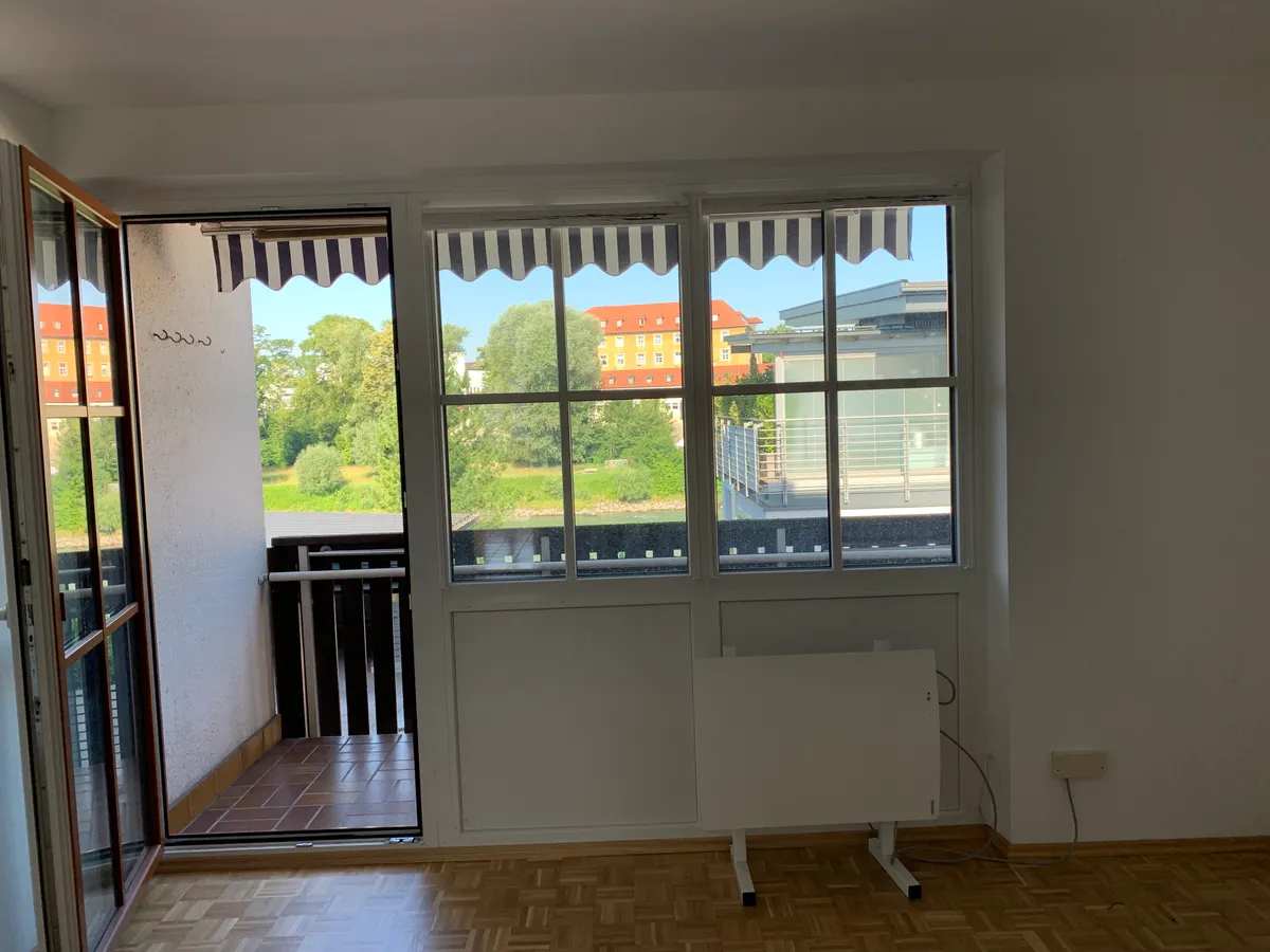 Oberndorf, zentrale 3 Zi-Wohnung mit Salzachblick – pohled 2