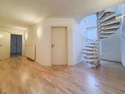 5-Zimmer-Gewerbeimmobilie kaufen in Salzburg Stadt – 101 m², € 570.000 – Bild 8 von 13