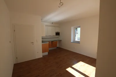 2-Zimmer-Wohnung mieten in Wels – 43 m², € 609 – Bild 2 von 7