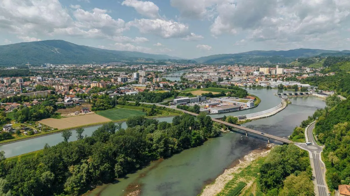 Randlage Maribor - Süd-West ausgerichtete Hang-Liegenschaft mit Aussicht auf das Drau-Ufer zu verkaufen (Fläche ca. 6 ha) – pohled 3