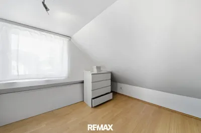 12-Zimmer-Gewerbeimmobilie kaufen in Gänserndorf – 270 m², € 379.000 – Bild 9 von 31