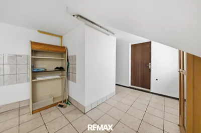 12-Zimmer-Gewerbeimmobilie kaufen in Gänserndorf – 270 m², € 379.000 – Bild 26 von 31