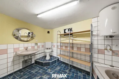 12-Zimmer-Gewerbeimmobilie kaufen in Gänserndorf – 270 m², € 379.000 – Bild 10 von 31