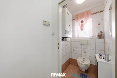 12-Zimmer-Gewerbeimmobilie kaufen in Gänserndorf – 270 m², € 379.000 – Bild 5 von 31