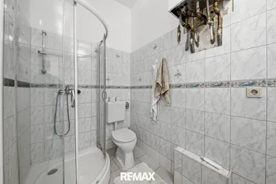 12-Zimmer-Gewerbeimmobilie kaufen in Gänserndorf – 270 m², € 379.000 – Bild 23 von 31