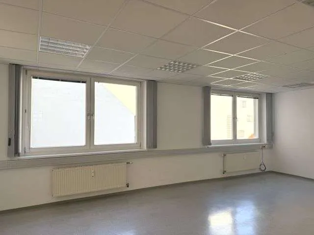 GROSSES BÜRO IN KREMS-ZENTRUM ZU VERMIETEN - Ansicht 2