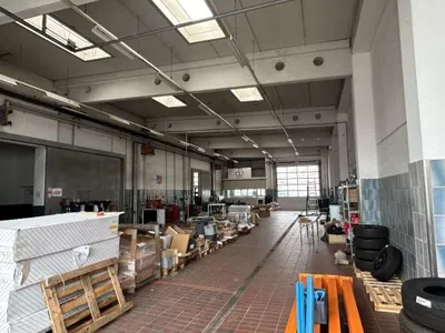 Immobilie mieten in Wels – 3 300 m² – Bild 8 von 12