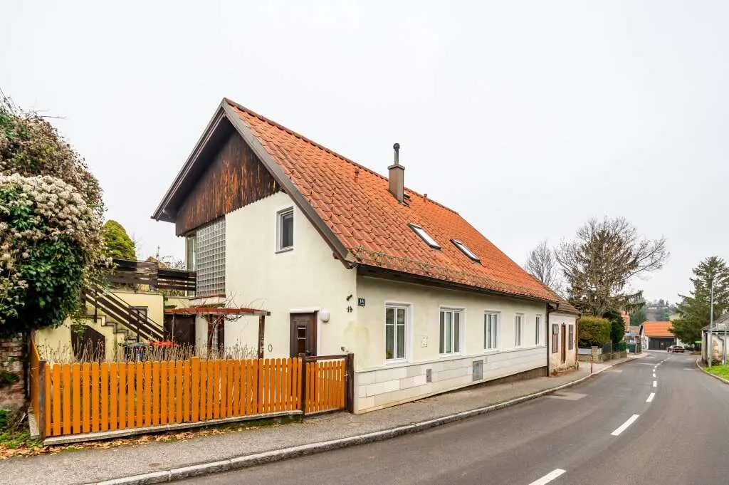 Einfamilienhaus mit großem Garten & Weinkeller - ideal für Handwerker und Selbermacher, Katzelsdorf bei Tulln – pohled 2