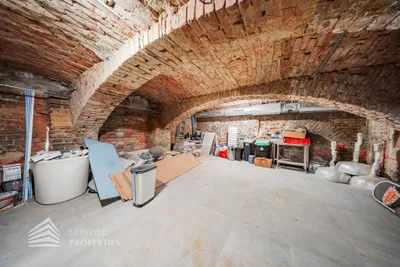 1-Zimmer-Gewerbeimmobilie mieten in Wien – 196 m², € 3.734 – Bild 25 von 28