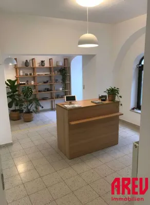 1-Zimmer-Gewerbeimmobilie mieten in Kirchdorf an der Krems – 84 m², € 546 – Bild 2 von 4
