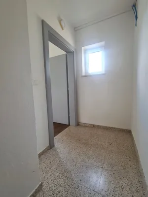 2-Zimmer-Gewerbeimmobilie mieten in Schwaz – 70 m², € 700 – Bild 3 von 10