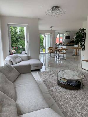 Exklusive 4-Zimmer-Dachgeschosswohnung mit umlaufenden Terrassen und Grünblick - 1190 Wien Döbling