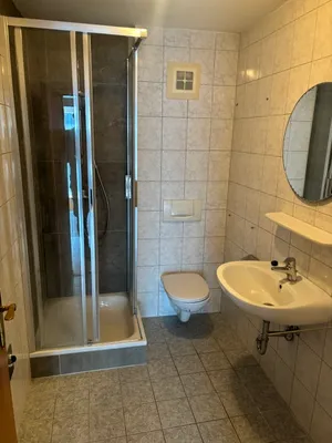 1-Zimmer-Wohnung mieten in Braunau am Inn – 40 m², € 630 – Bild 6 von 7