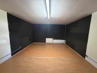 1-Zimmer-Immobilie mieten in Wiener Neustadt – 30 m², € 300