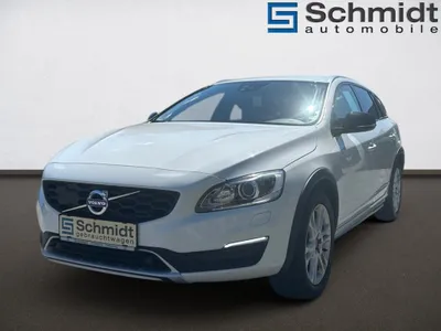 Volvo V60 Cross Country D3 Kinetic Geartronic