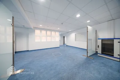 5-Zimmer-Gewerbeimmobilie mieten in Wien – 442 m², € 8.365 – Bild 16 von 26