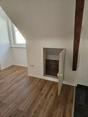 2-Zimmer-Wohnung mieten in Neunkirchen – 42 m², € 590 – Bild 2 von 8