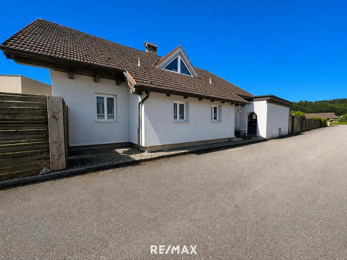 Gewerbeliegenschaft mit hochwertigem Wohnhaus und großzügigen Freiflächen in Pupping – pohled 2