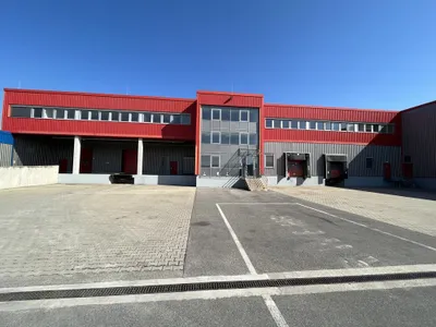 Gewerbeimmobilie mieten in Bruck an der Leitha – 6 900 m²