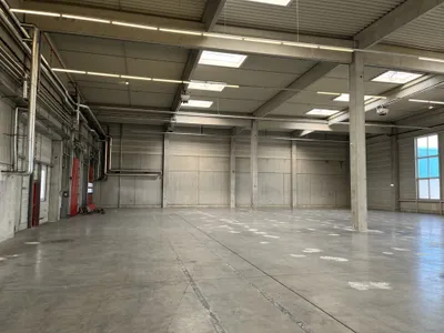 Gewerbeimmobilie mieten in Bruck an der Leitha – 6 900 m² – Bild 3 von 9