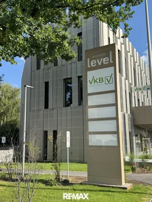 Gewerbeimmobilie kaufen in Gmunden – 830 m², € 3.569.000