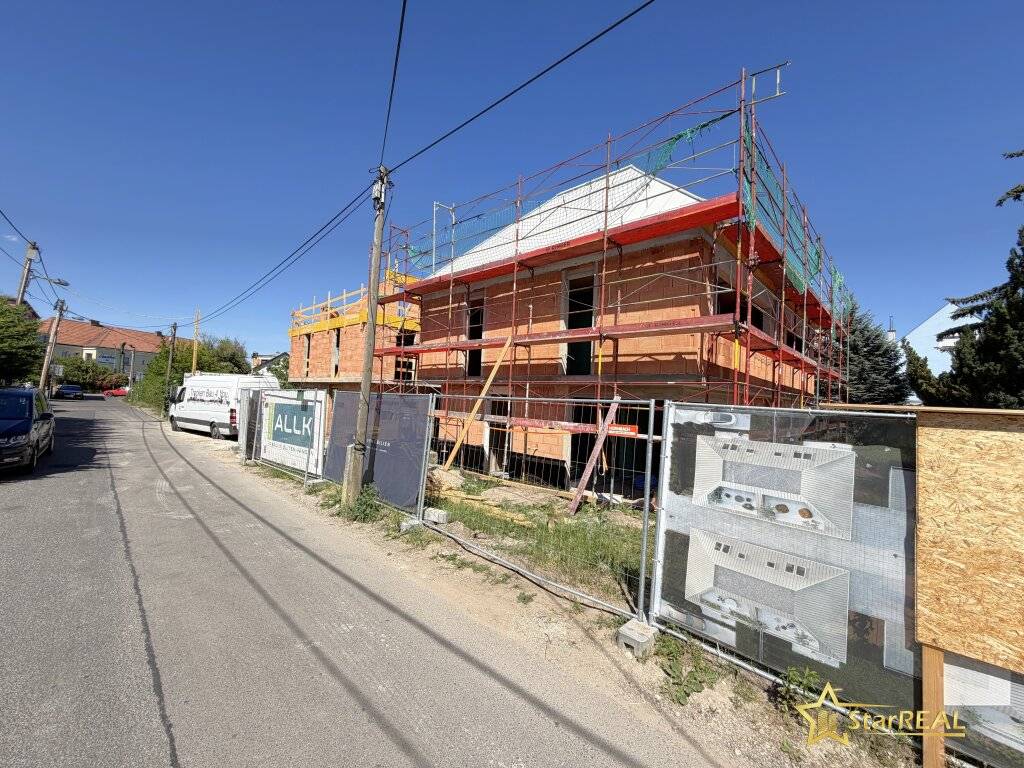 PREIS REDUZIERT! NUR NOCH 2 HÄUSER FREI. U1 ZU FUSS! ÜBERGABE 11/2026! 5 Zimmer Ziegelhaus mit Garten | Provisionsfrei, Wien