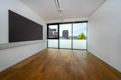 6-Zimmer-Gewerbeimmobilie mieten in Weiz – 150 m², € 1.530 – Bild 2 von 18