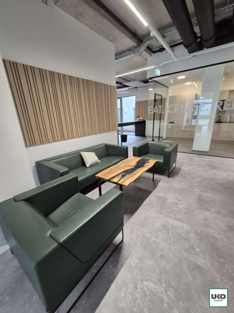 SHARED OFFICE im UKO Tower - Wissenspark Salzburg Urstein - Widok 2