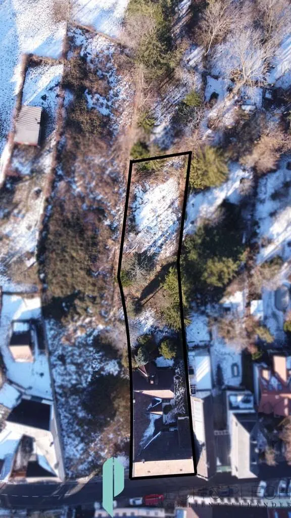 Baugrundstück mit Altbestand & Entwicklungspotenzial - Widok 2