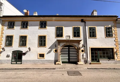 3-Zimmer-Gewerbeimmobilie mieten in Wiener Neustadt – 50 m², € 725 – Bild 3 von 11
