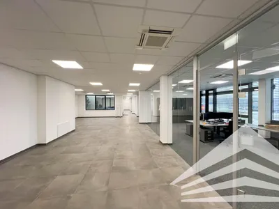 7-Zimmer-Gewerbeimmobilie mieten in Urfahr-Umgebung – 420 m², € 6.527 – Bild 6 von 19