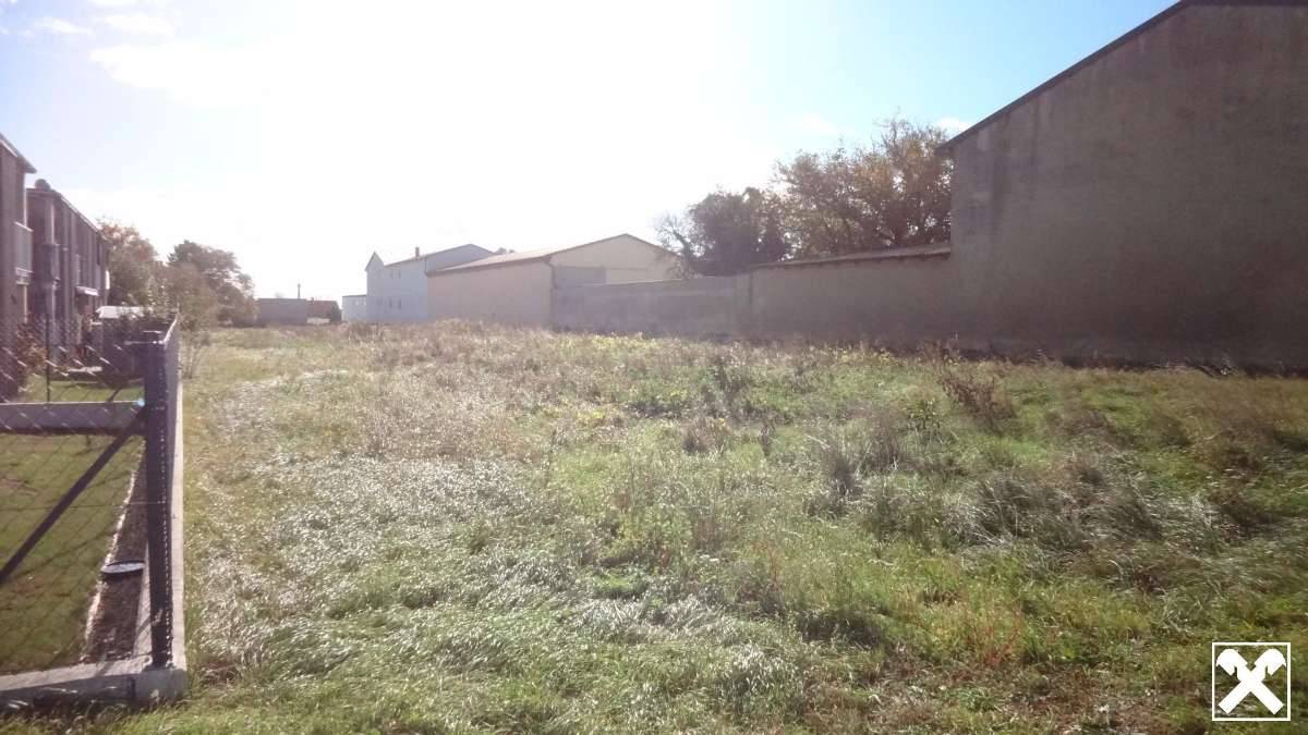 Aufgeschlossenes Grundstück in bester Lage am Ortsrand von Gols! - Ansicht 2