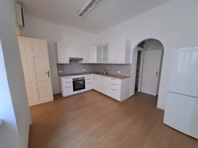 3-Zimmer-Wohnung mieten in Baden – 103 m², € 1.130