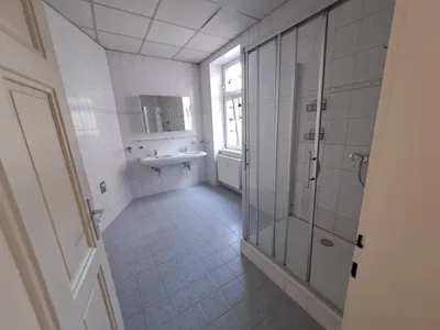 3-Zimmer-Wohnung mieten in Baden – 103 m², € 1.130 – Bild 6 von 12