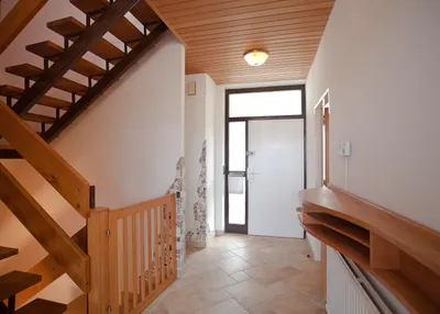 8-Zimmer-Haus kaufen in Hollabrunn – 153 m², € 320.000 – Bild 1 von 19